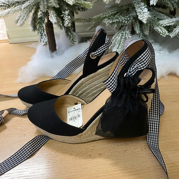 Wedges - Picture 7 of 8